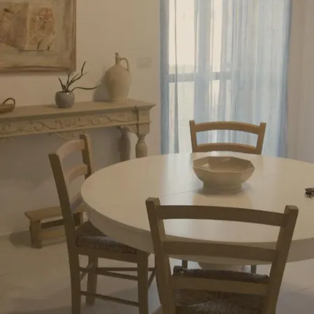 Re Palazzo Muscati Bed & Breakfast *