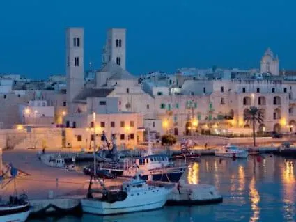 Re Palazzo Muscati Molfetta