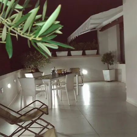 Re Palazzo Muscati Bed & Breakfast *